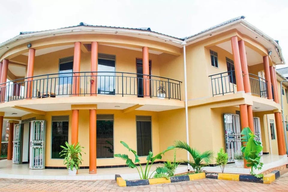 Azisar Grand Hotel Hotel in Uganda