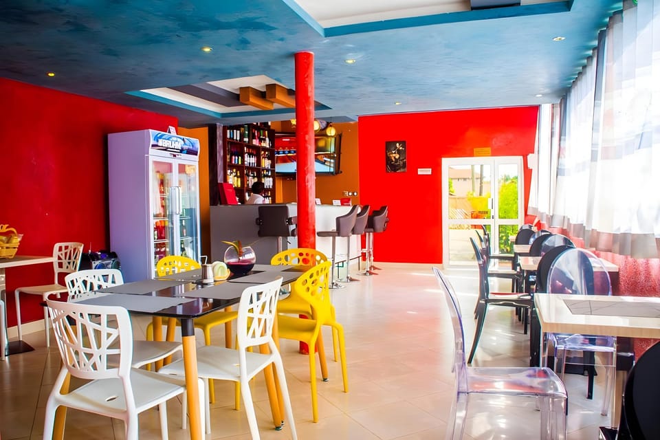 Bar/lounge