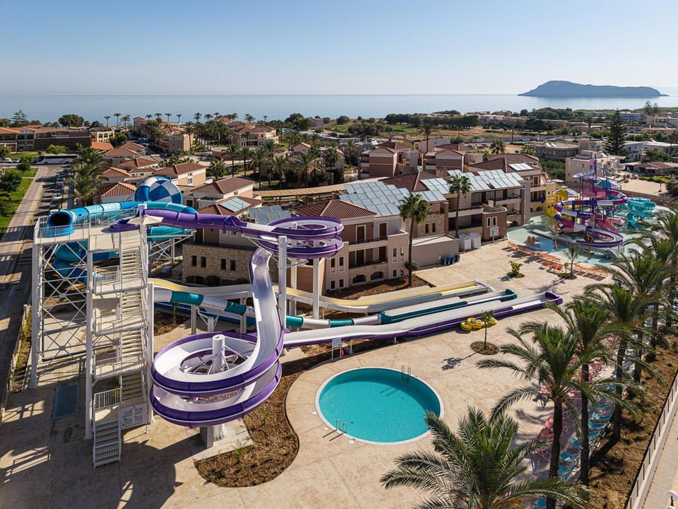 Caldera Beach Resort in Crete