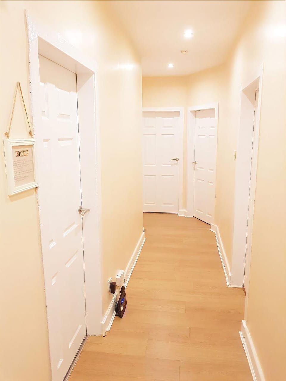 Warm Cosy Family Home with Free Parking Hotel in Glasgow