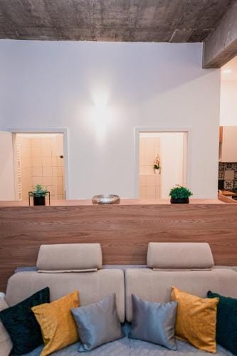 Puzzle Apartaments&Studios Hotel in Craiova