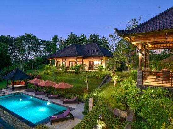 VILLA CAHAYA Perfectly formed by the natural surrounding and Balinese hospitality Hotel in Buleleng
