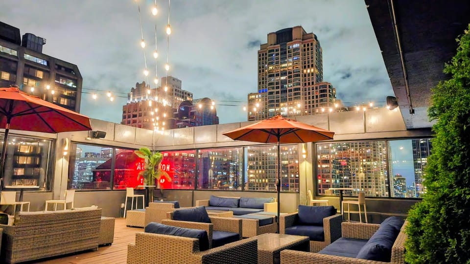 The Chicago Hotel Collection Magnificent Mile Hotel in Streeterville