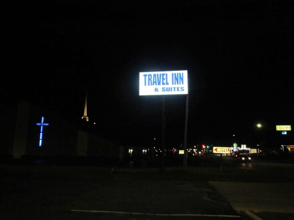 Travel Inn & Suites Motel in Indiana