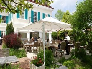 Chateau De Montreuil Hotel in Hauts-de-France