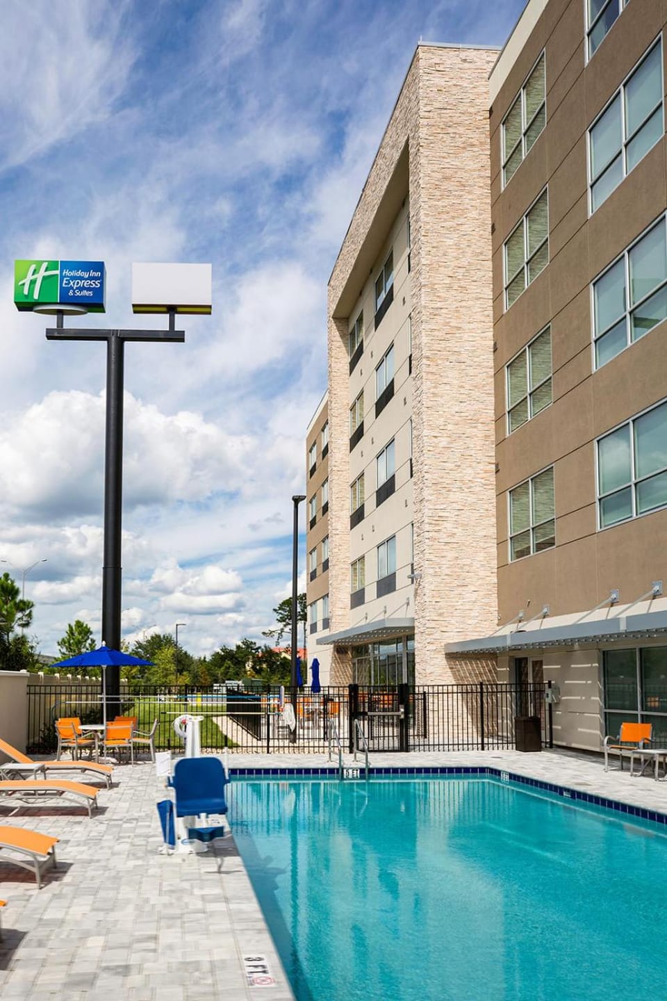 Holiday Inn Express & Suites Sanford- Lake Mary By IHG Hotel in Sanford