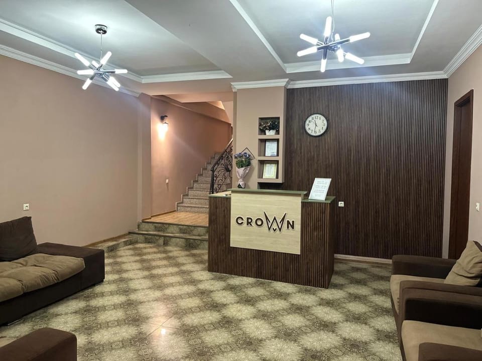 Hotel Crown Hotel in Georgia