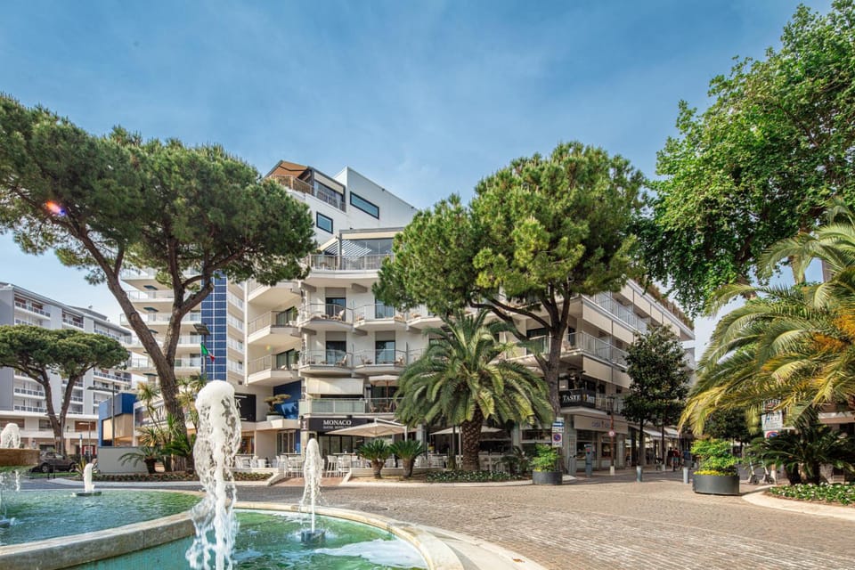 Monaco Suites Hotel Hotel in Lignano Sabbiadoro