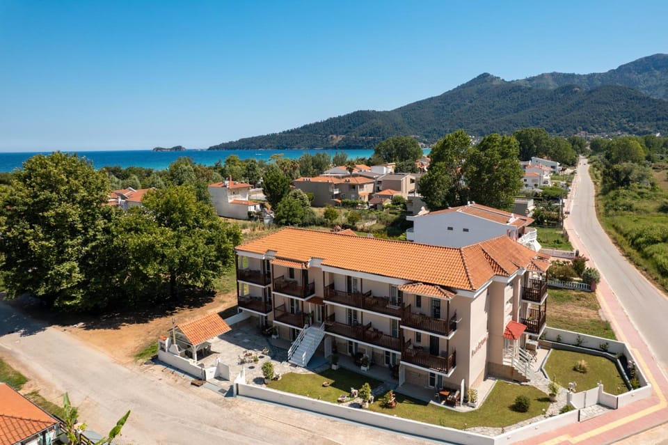 Porto Marina Apartment hotel in Thasos
