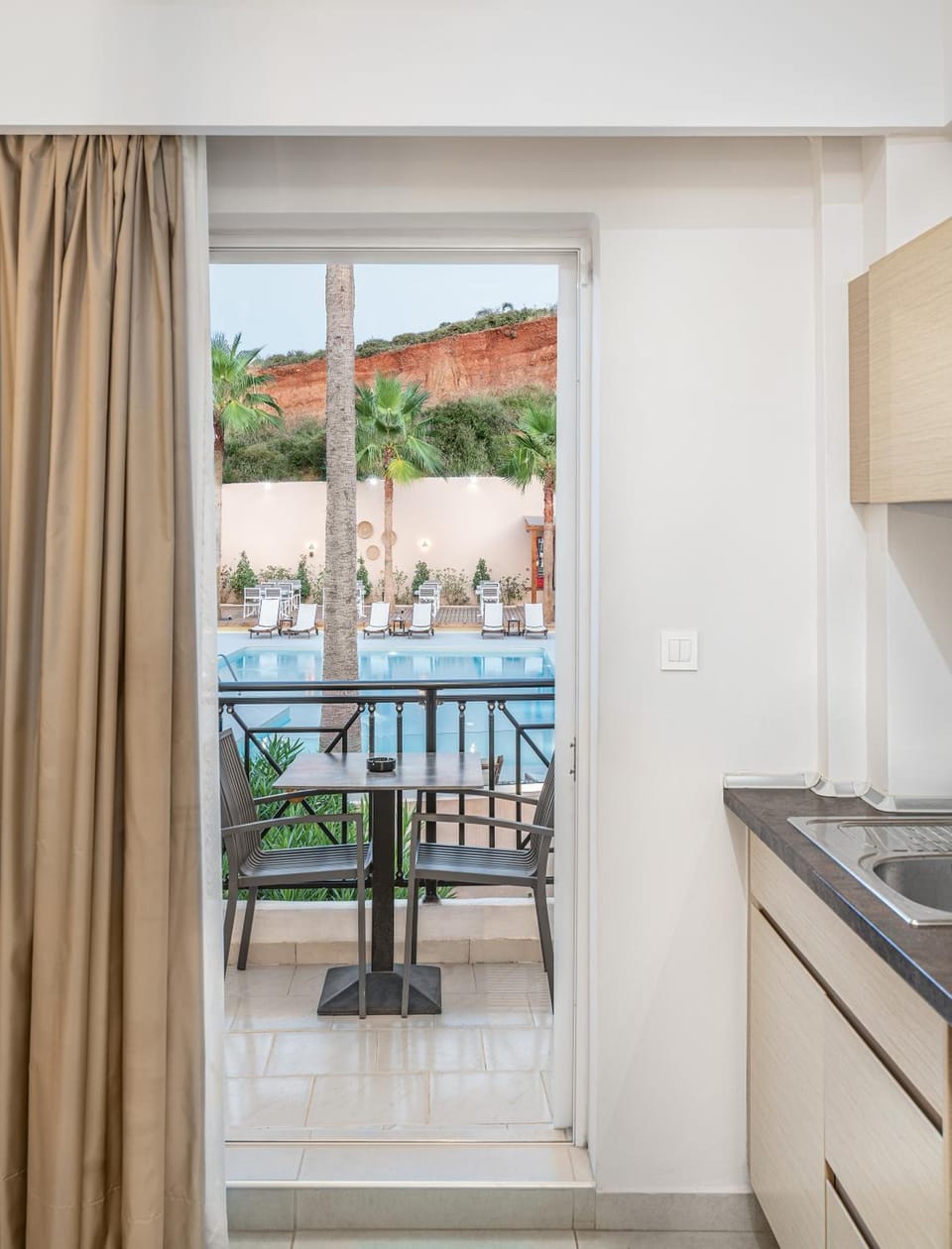 Sea View Hotel And Apartments Apartment hotel in Chania