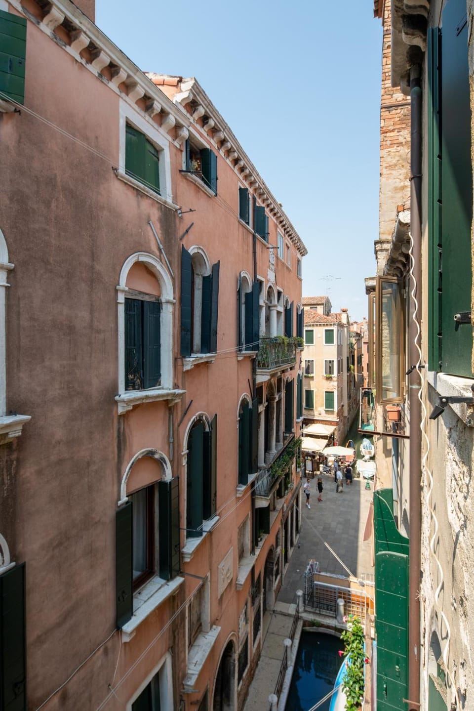 San Polo Canal View Apartments by Wonderful Italy Hotel in San Marco