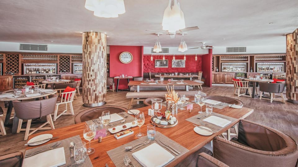 La Pirogue Mauritius Resort in Flic en Flac