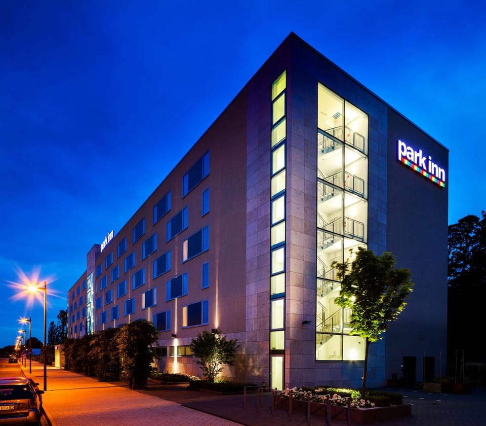 Park Inn by Radisson Frankfurt Airport Hotel Hotel in Frankfurt
