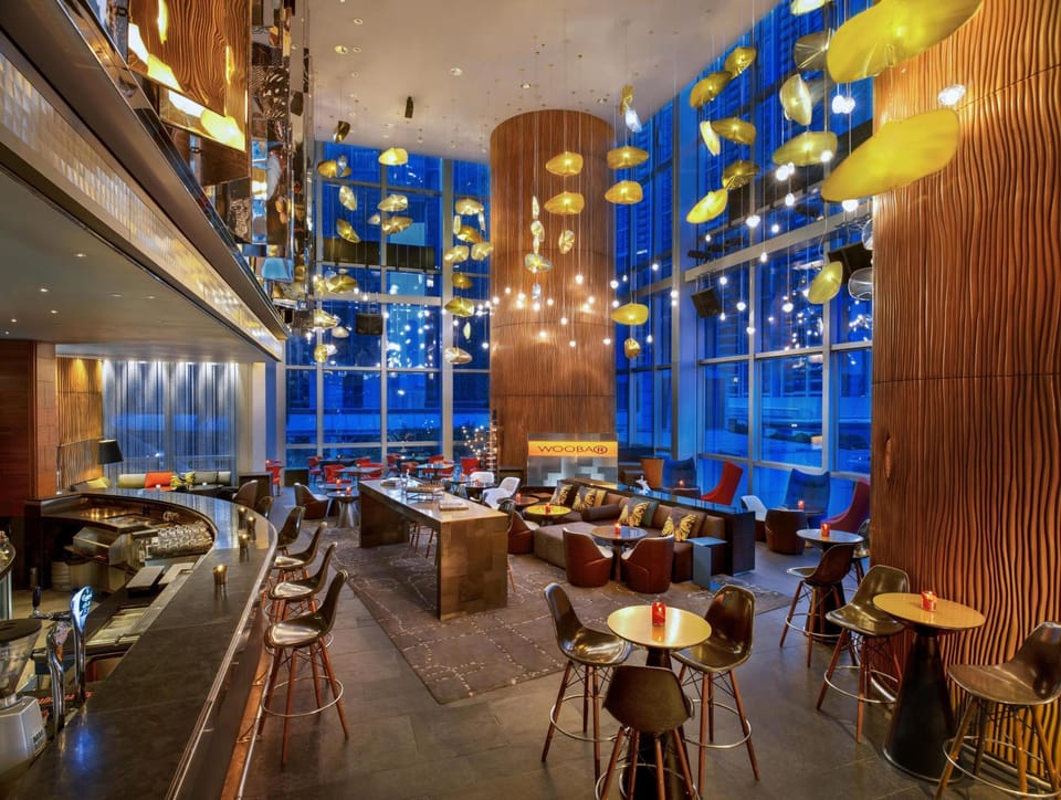 Bar/lounge