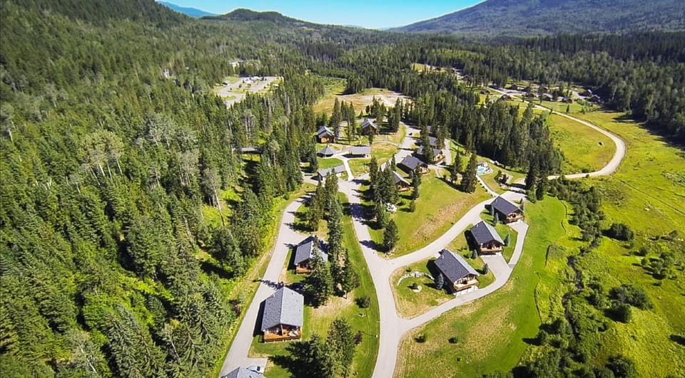 Alpine Meadows Resort Resort in British Columbia