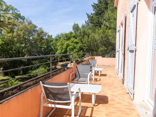 Château Maravenne Hotel in La Londe-les-Maures