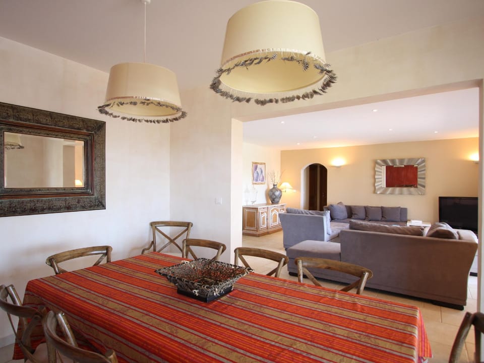 Clos des Oliviers Resort in Lumio