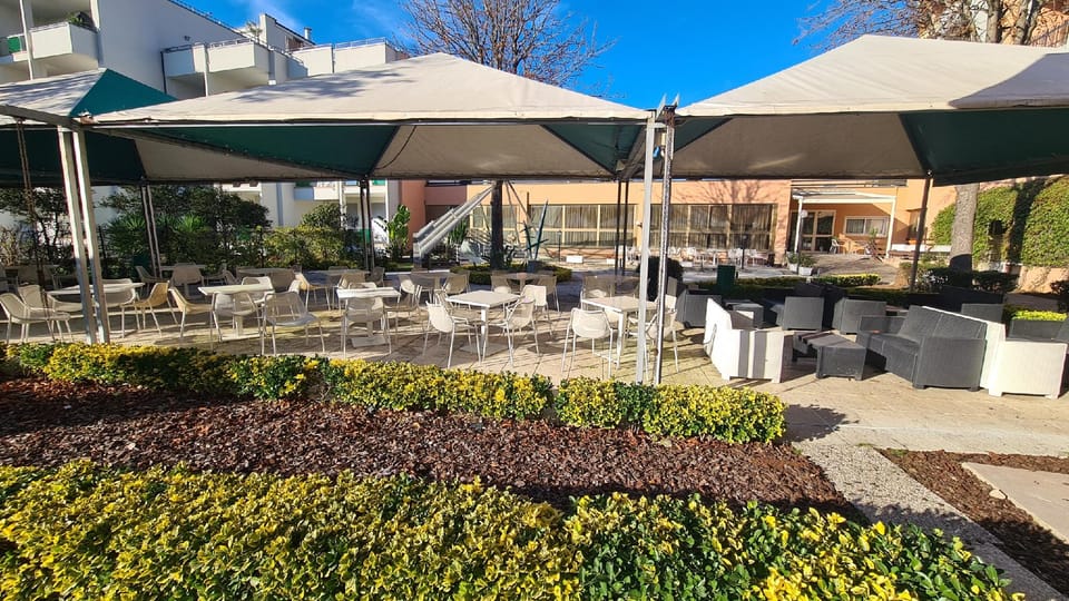 Parco Tirreno Residence Hotel in Rome