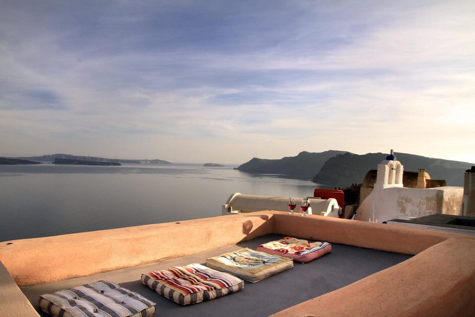 Alafouzou Cave Loft Hotel in Oia