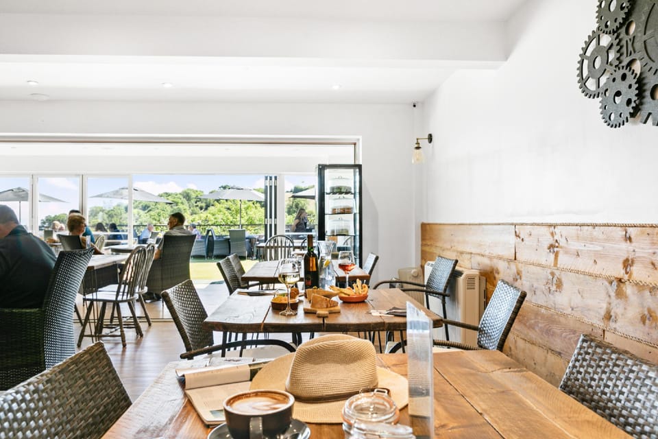 Old Walls Vineyard Lodge in Teignbridge