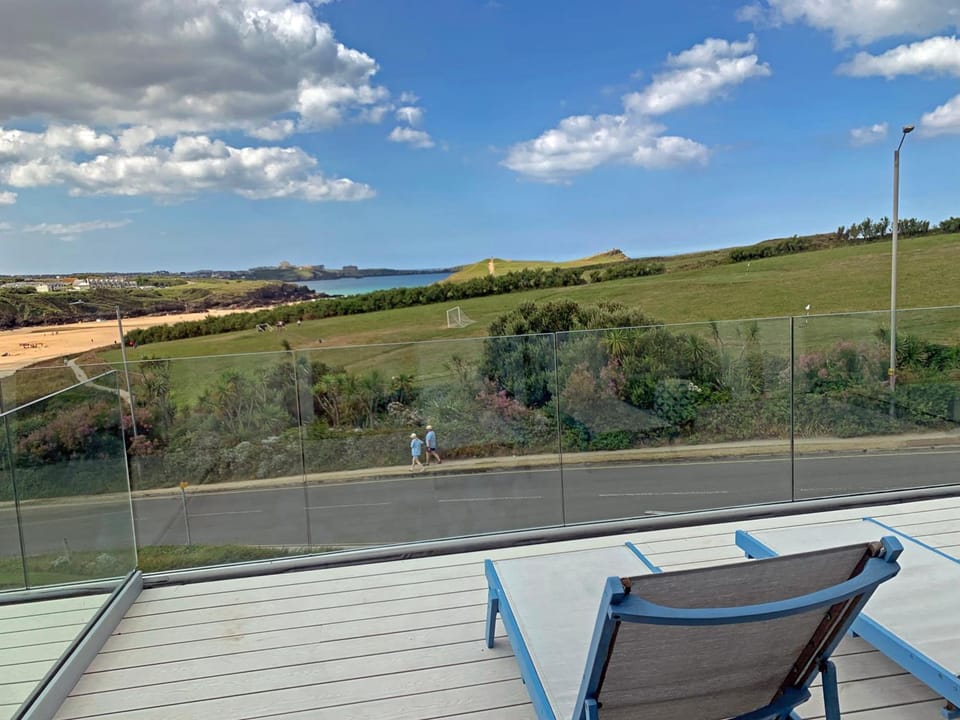 Porth Beach Hotel Hotel in Newquay