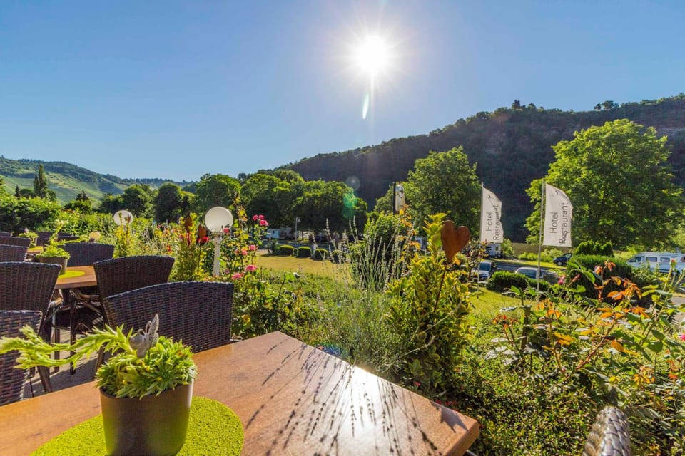 Hotel Restaurant Sonnenlay Hotel in Cochem-Zell