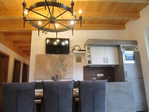 Apartment Skyline Hotel in Tyrol