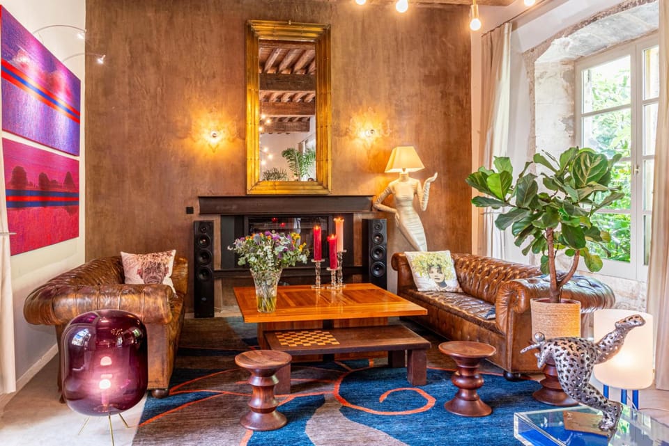 Artishow Hotel in L'Isle-sur-la-Sorgue