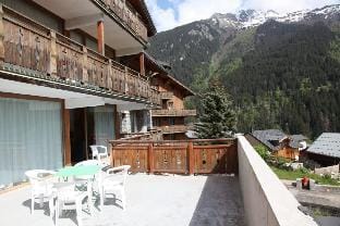 Chalets of Ibex - apartment landscaped Martre Hotel in Champagny-en-Vanoise