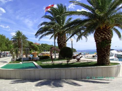 Sea view Apartment for 24 people - family Hotel in Baška Voda