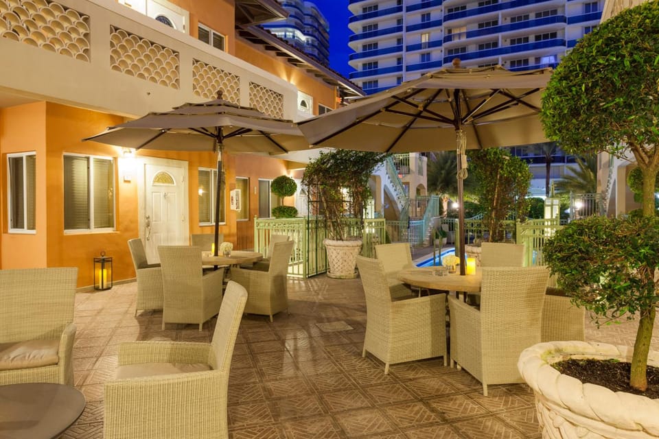 Sun Harbour Boutique Hotel Hotel in Surfside