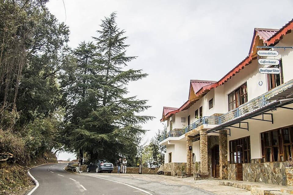 Alpine Rhapsody Hotel in Uttarakhand