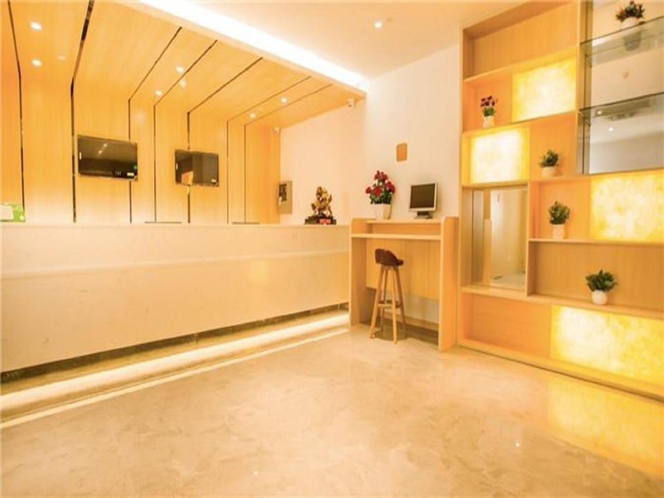 Hi Inn Kunshan Hongji Plaza Shunfan North Road Metro Station Hotel in Shanghai