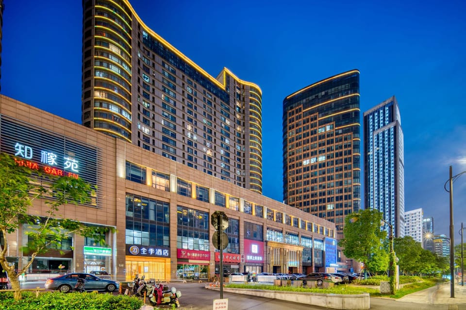 Ji Hotel Hangzhou Xiaoshan People's Square Hotel in Hangzhou