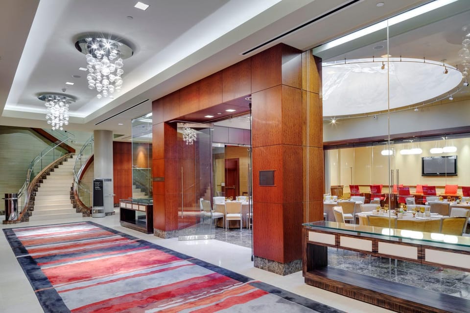 Battery Wharf Hotel, Boston Waterfront Hotel in North End Boston