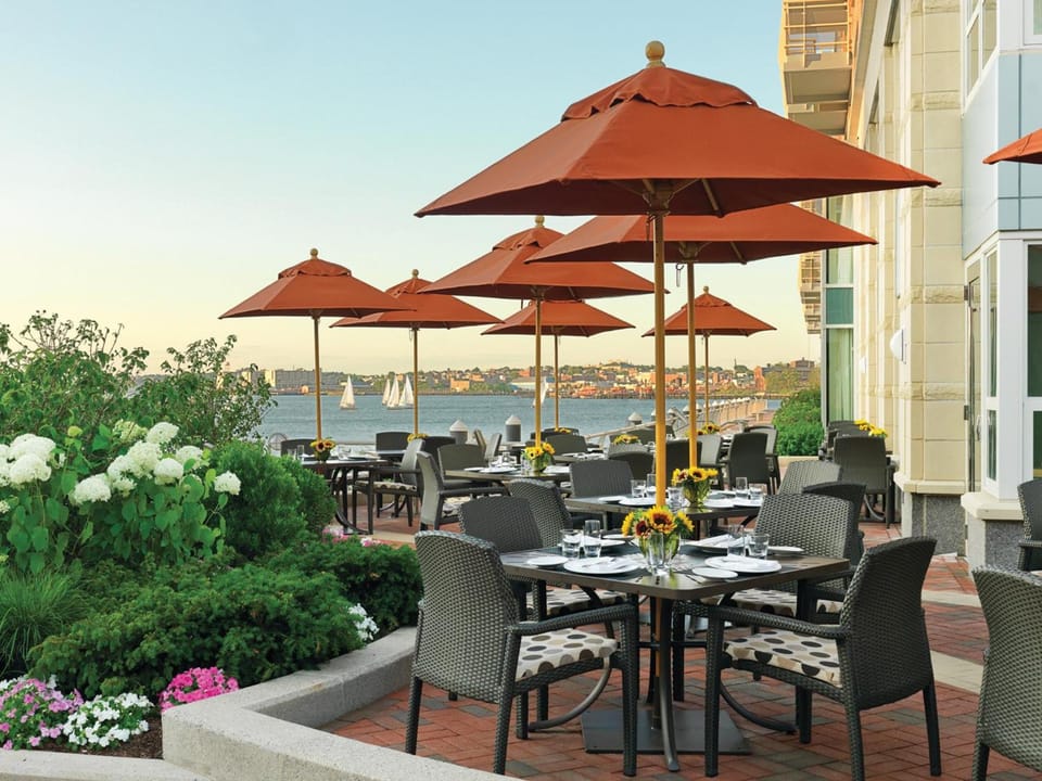 Battery Wharf Hotel, Boston Waterfront Hotel in North End Boston