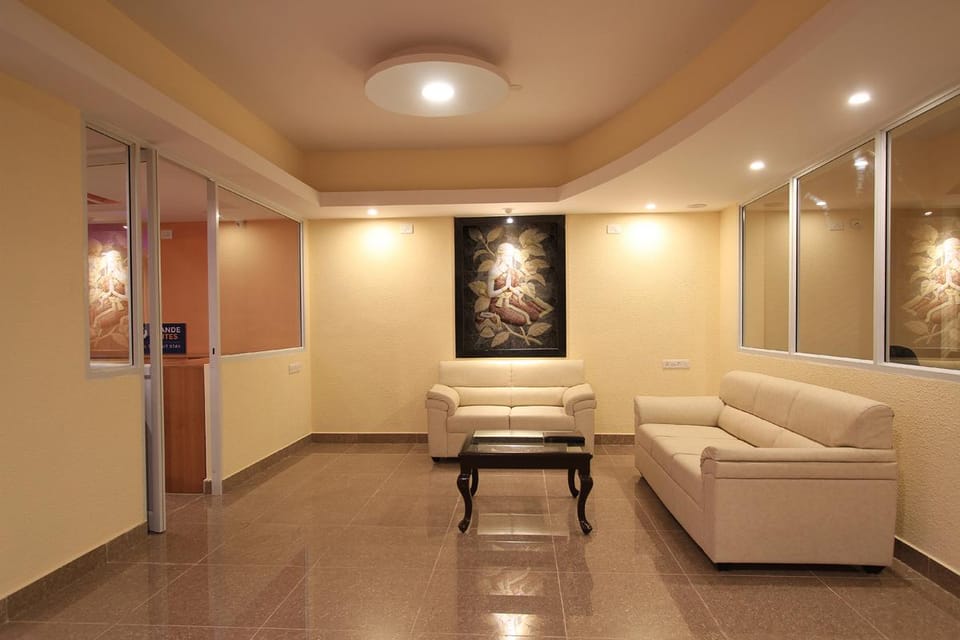 Arra Grande Suites Bangalore Airport Hotel Hotel in Tamil Nadu