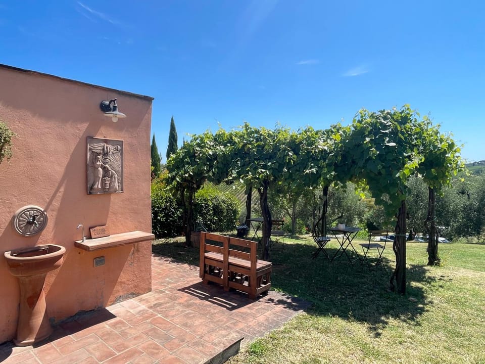 Agriturismo Corte in Poggio Hotel in Emilia-Romagna