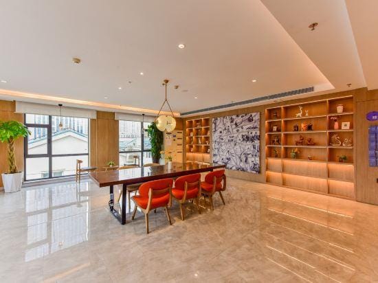 HanTing Premium Hotel (Xining Dashizi) Hotel in Qinghai