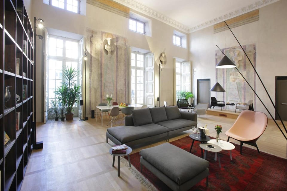 Shared lounge/TV area