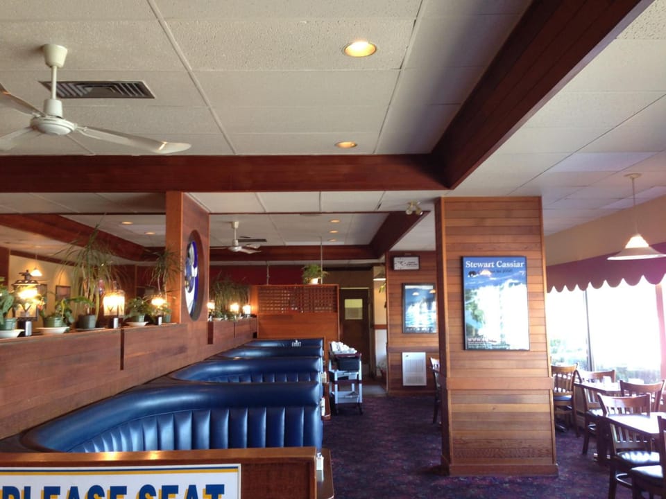 Moby Dick Inn Hotel in Prince Rupert