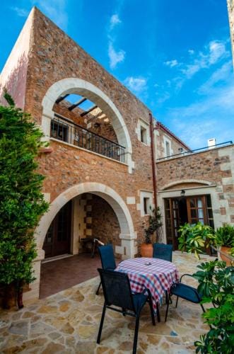 Aretaki villas Hotel in Crete