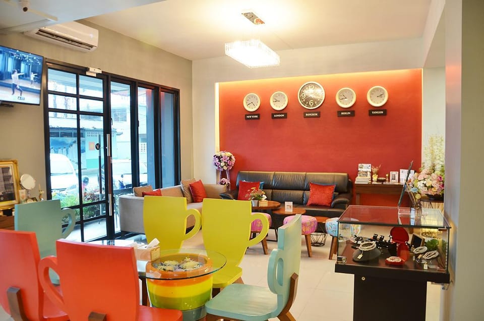 The Iconic Hotel Hotel in Ranong, Khao Niwet, Mueang Ranong District, Ranong 85000, Thailand