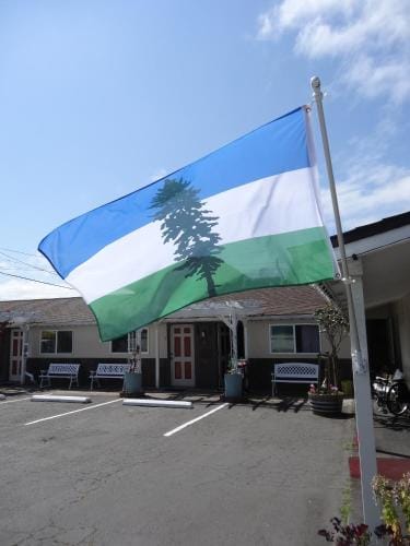 Itty Bitty Inn Inn in Coos Bay