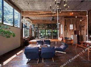 Hangzhou Lin'an Sandu joy&in Shanxiang Holiday Homestay (Western Zhejiang Dalong Bay) Hotel in Hangzhou