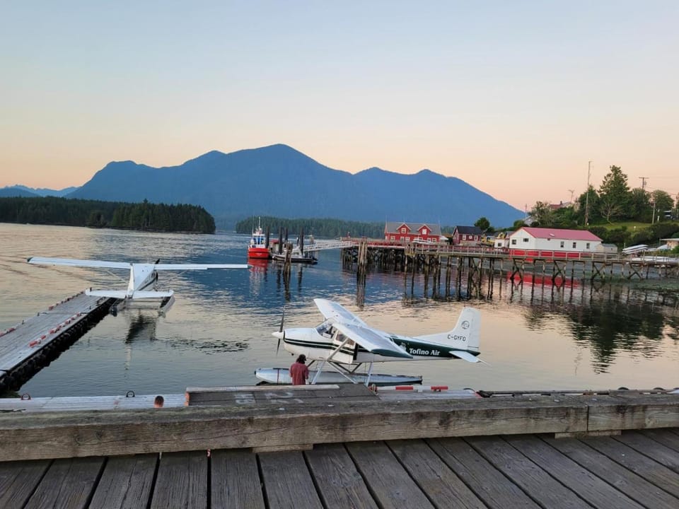 Schooner Motel Motel in Tofino