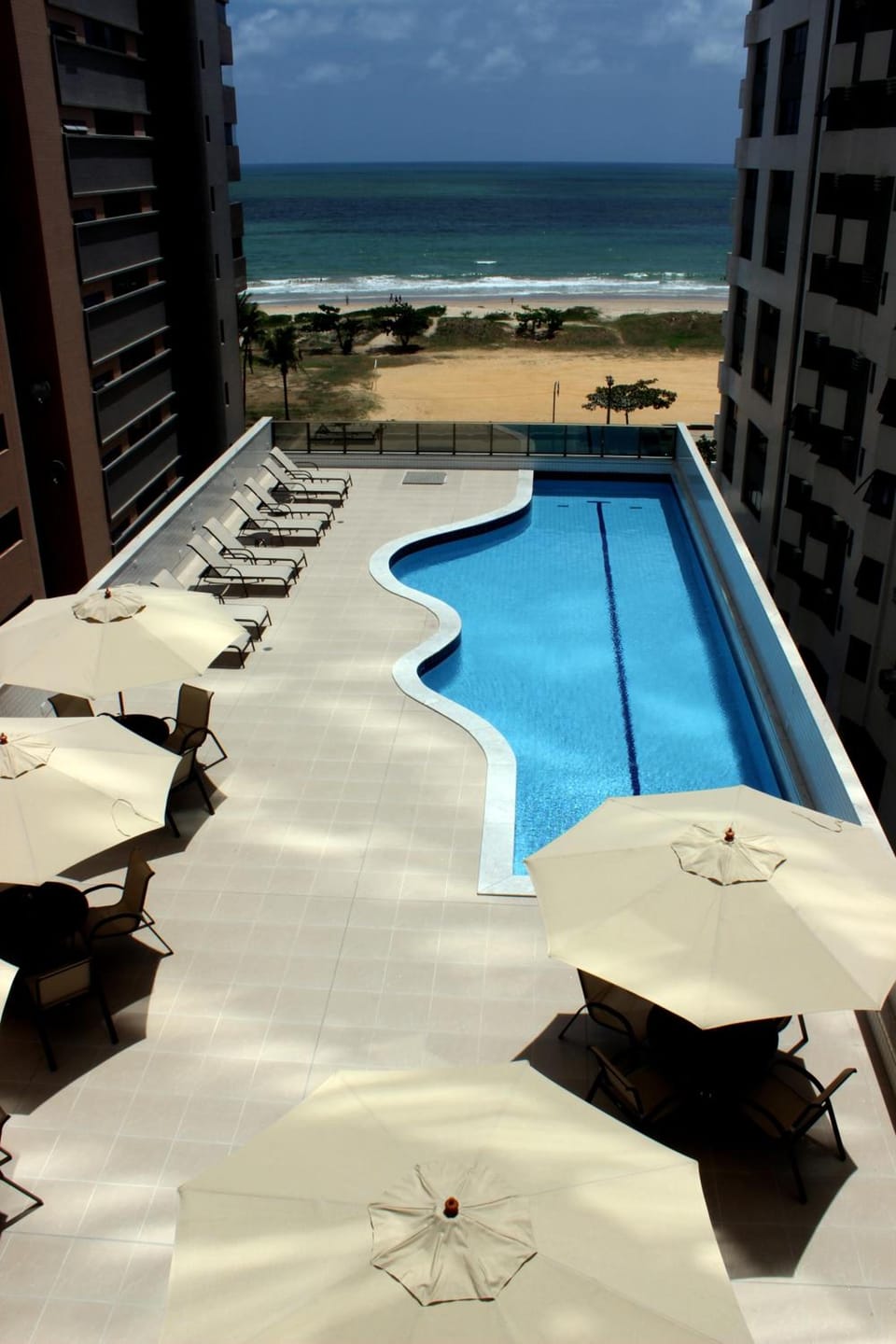 Flat Beach Class Executive Hotel in Recife