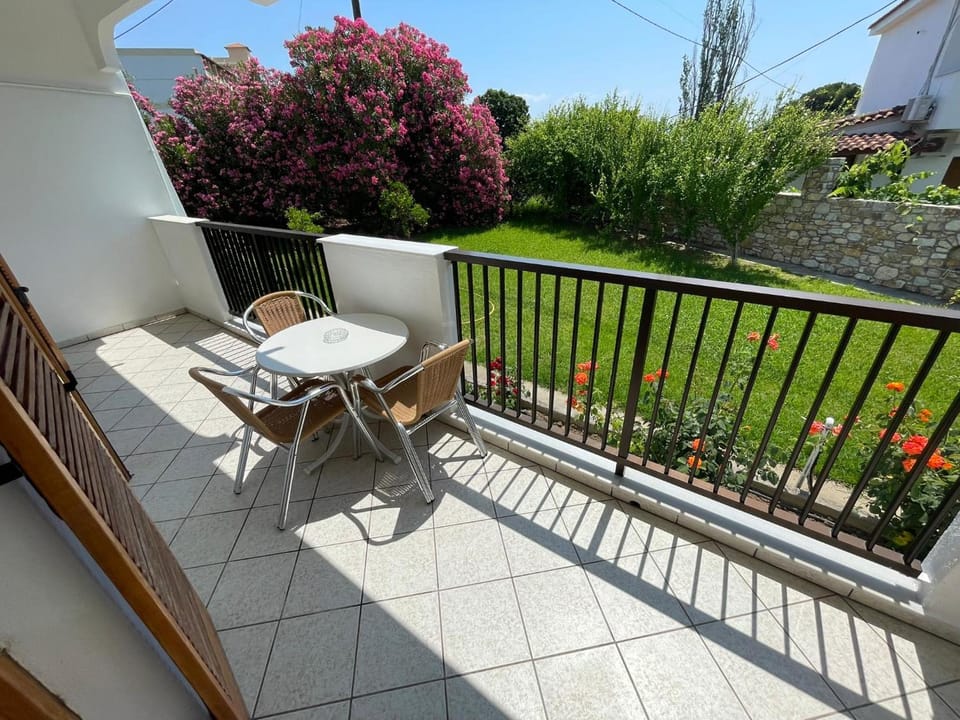 Adult Only - Hotel Suzanna Apartment hotel in Sporades, Greece