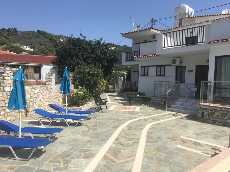 Adult Only - Hotel Suzanna Apartment hotel in Sporades, Greece