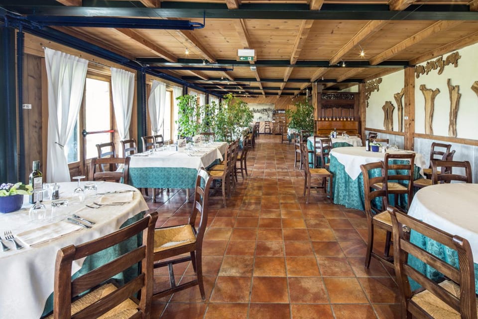 Costa degli Ulivi Hotel in Lake Garda
